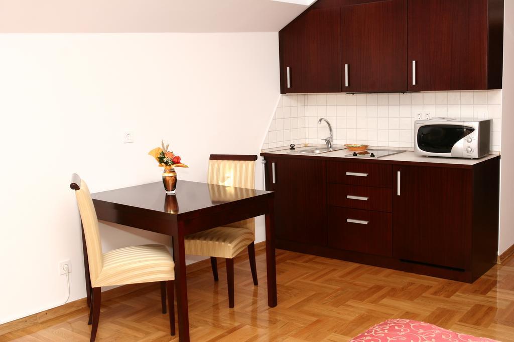 Apartmani Marbis Koprivnica Cameră foto