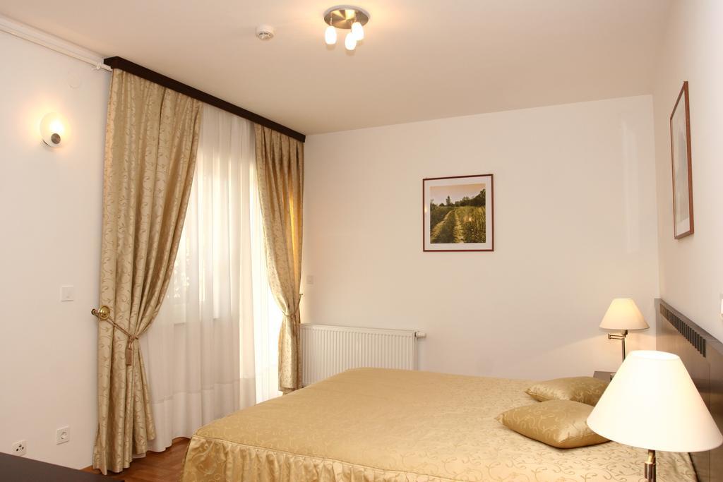 Apartmani Marbis Koprivnica Cameră foto